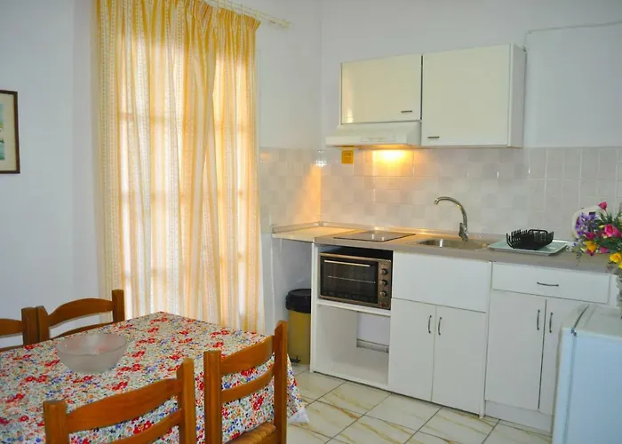 Holiday Apartments With Pool Maria On Agios Gordios Beach
